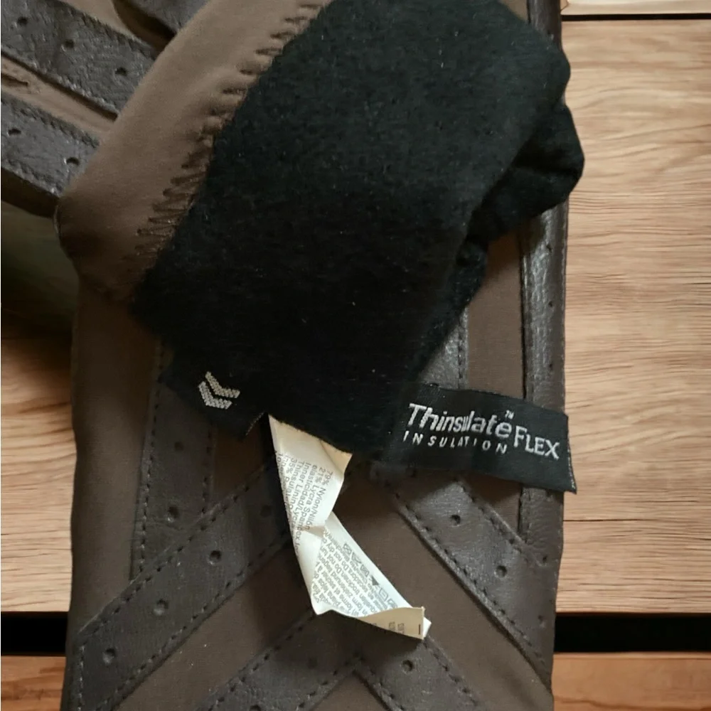 Isotoner Thinsolate Flex Gloves Sz L Brown EUC‎